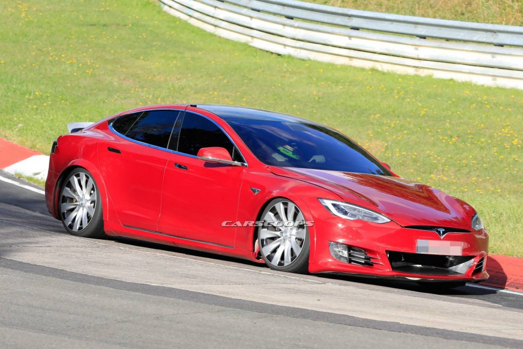 Tesla Model S Porsche Taycan Nürburgring Nordschleife
