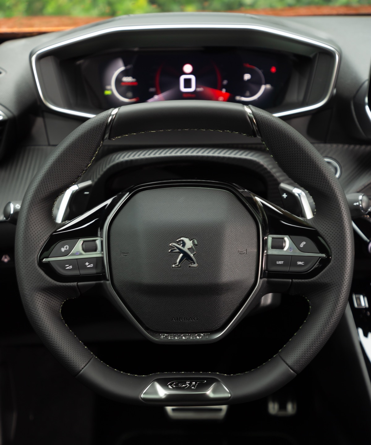 Peugeot e-2008 / i-Cockpit 3D