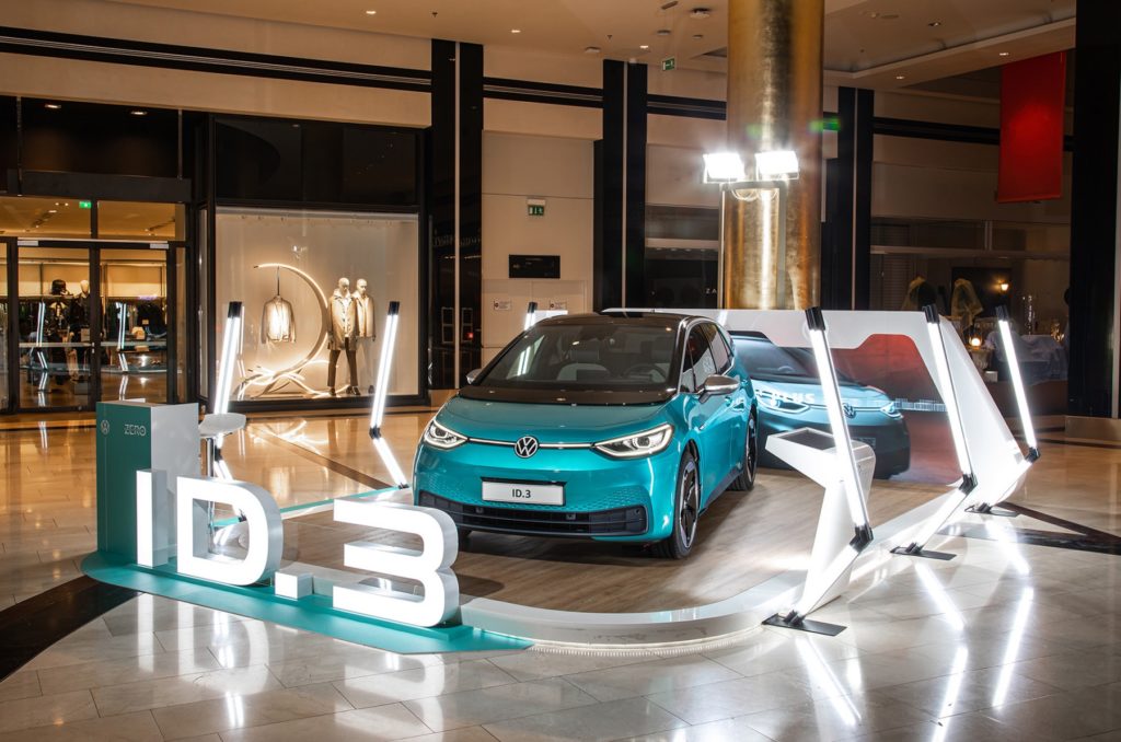 Volkswagen ID.3 / Golden Hall