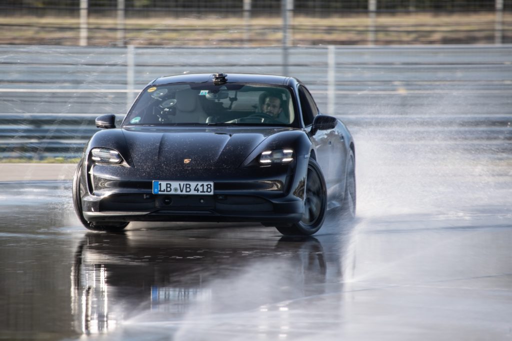 Porsche Taycan / Guinness World Record
