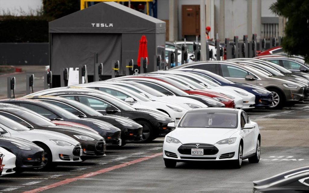 Αποστολές ρεκόρ για την Tesla στο τέταρτο τρίμηνο του 2020
