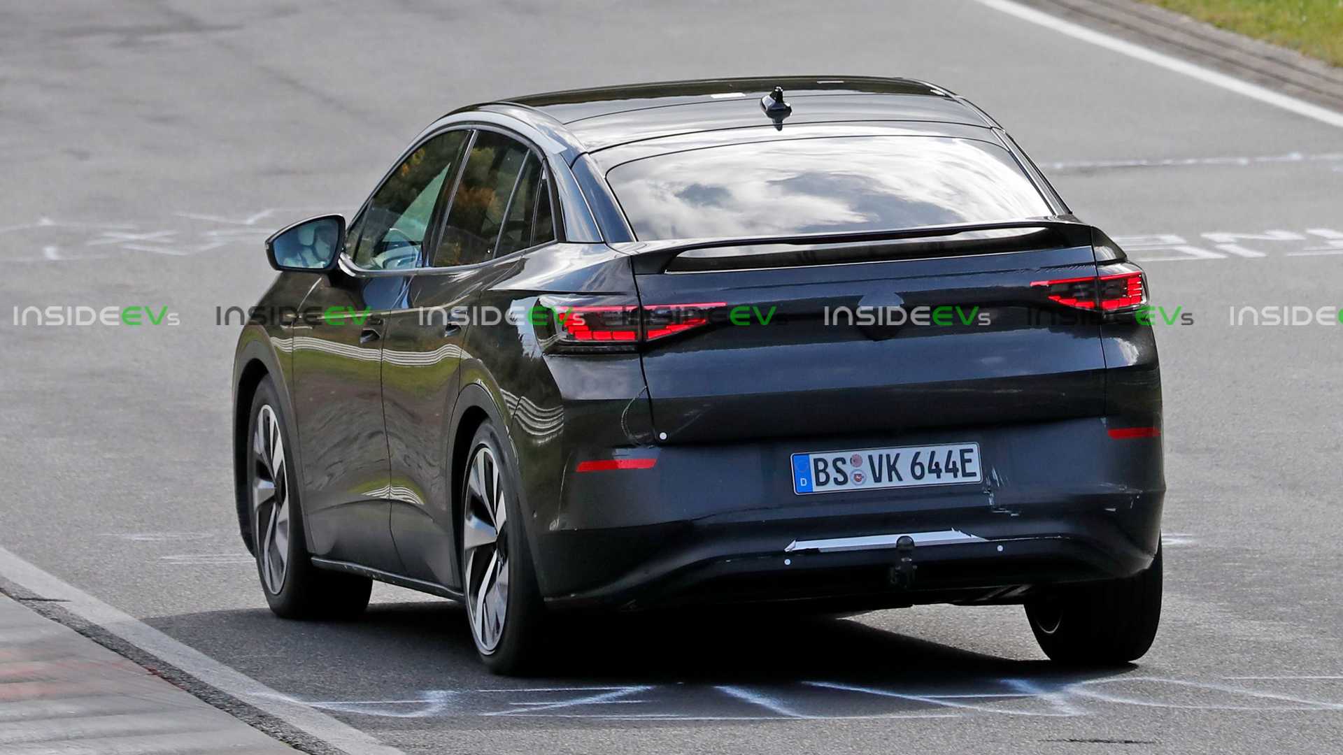 Το Volkswagen ID.5 εμφανίζεται σε δοκιμές στην πίστα του Nurburgring