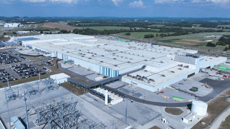 Το εργοστάσιο μπαταριών της Ultium Cells στο Spring Hill του Τενεσί