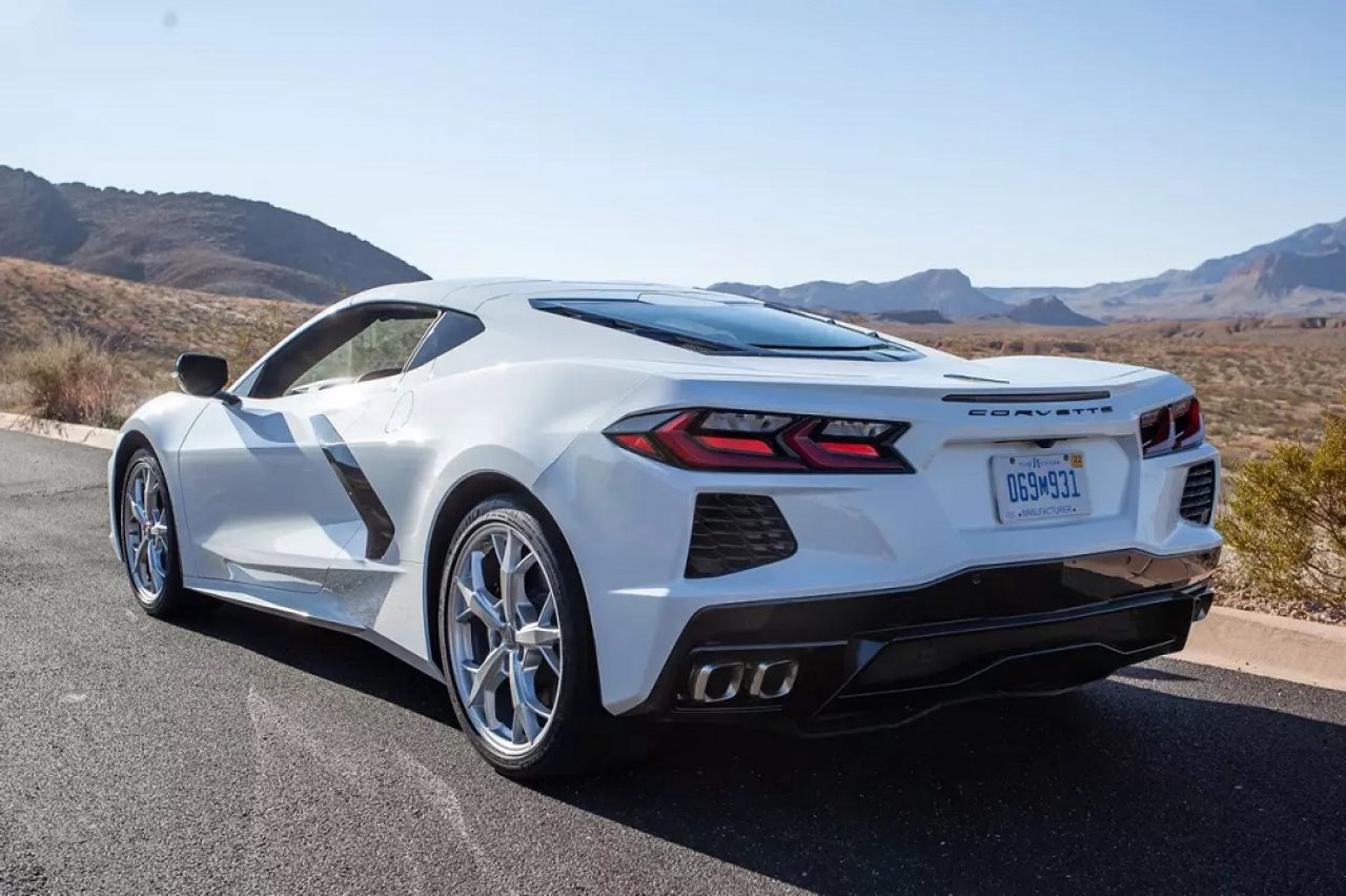 Η GM σκέφτεται την κυκλοφορία ενός ηλεκτρικού Corvette SUV