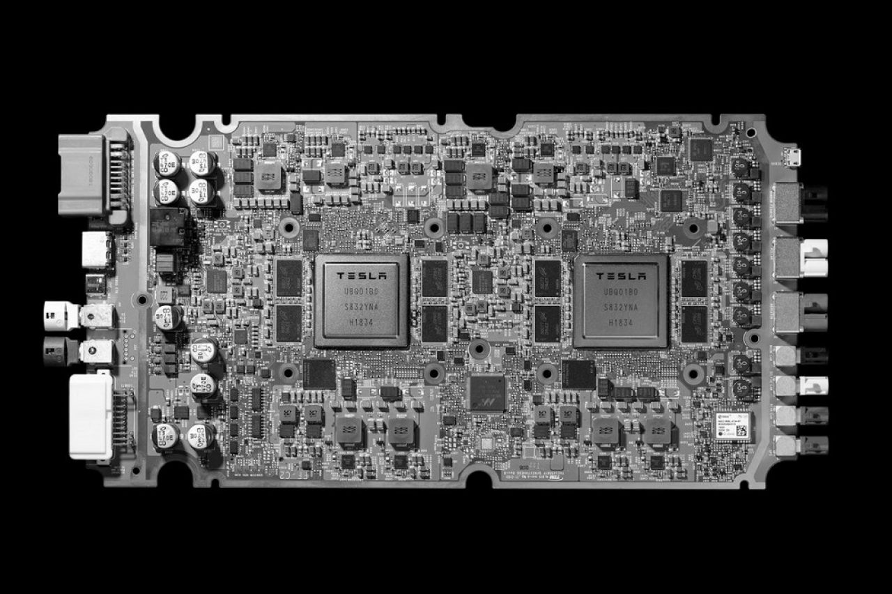 Συνεργασία Telsa και Samsung για την παραγωγή chip αυτόνομης οδήγησης στα 5nm
