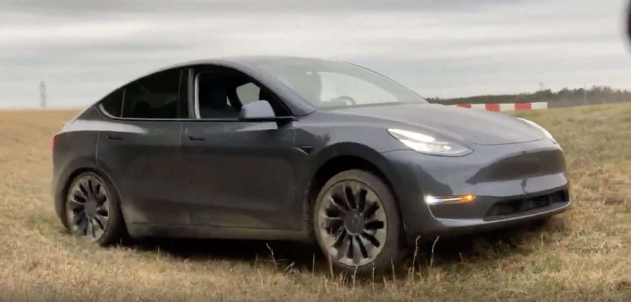 Tesla Y off road